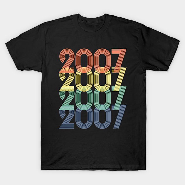 Cool Retro Year 2007 - Made In 2007 - 16 Years Old, 16th Birthday Gift For Teens Men & Women T-Shirt by Art Like Wow Designs